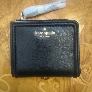 Kate Spade New York Patterson Drive Small L-Zip Bifold Wallet